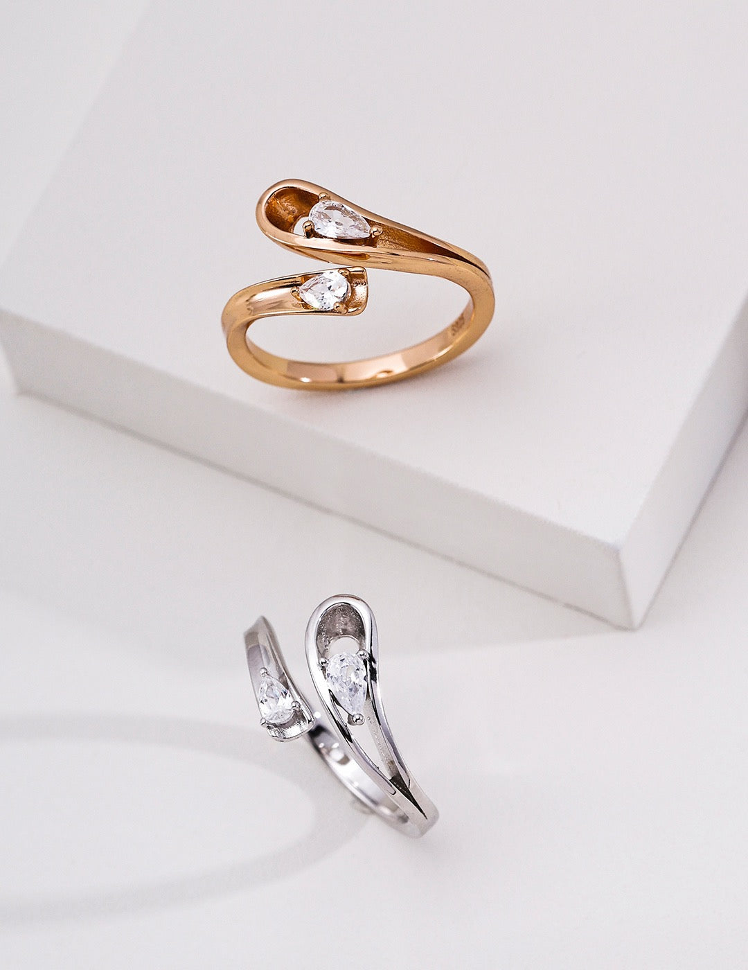Élan Crystal Wrap Ring – view 4