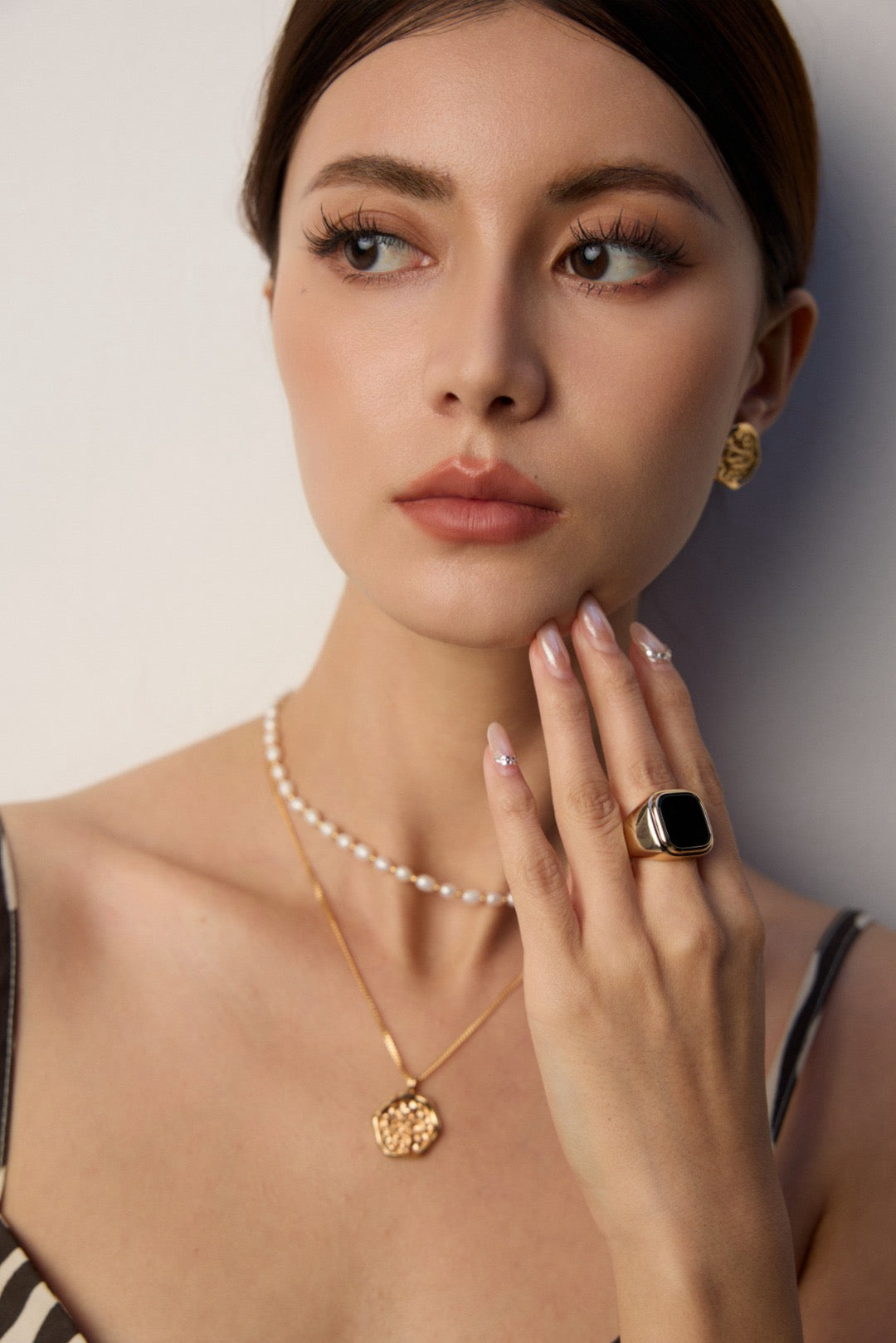 Noir Signet Ring