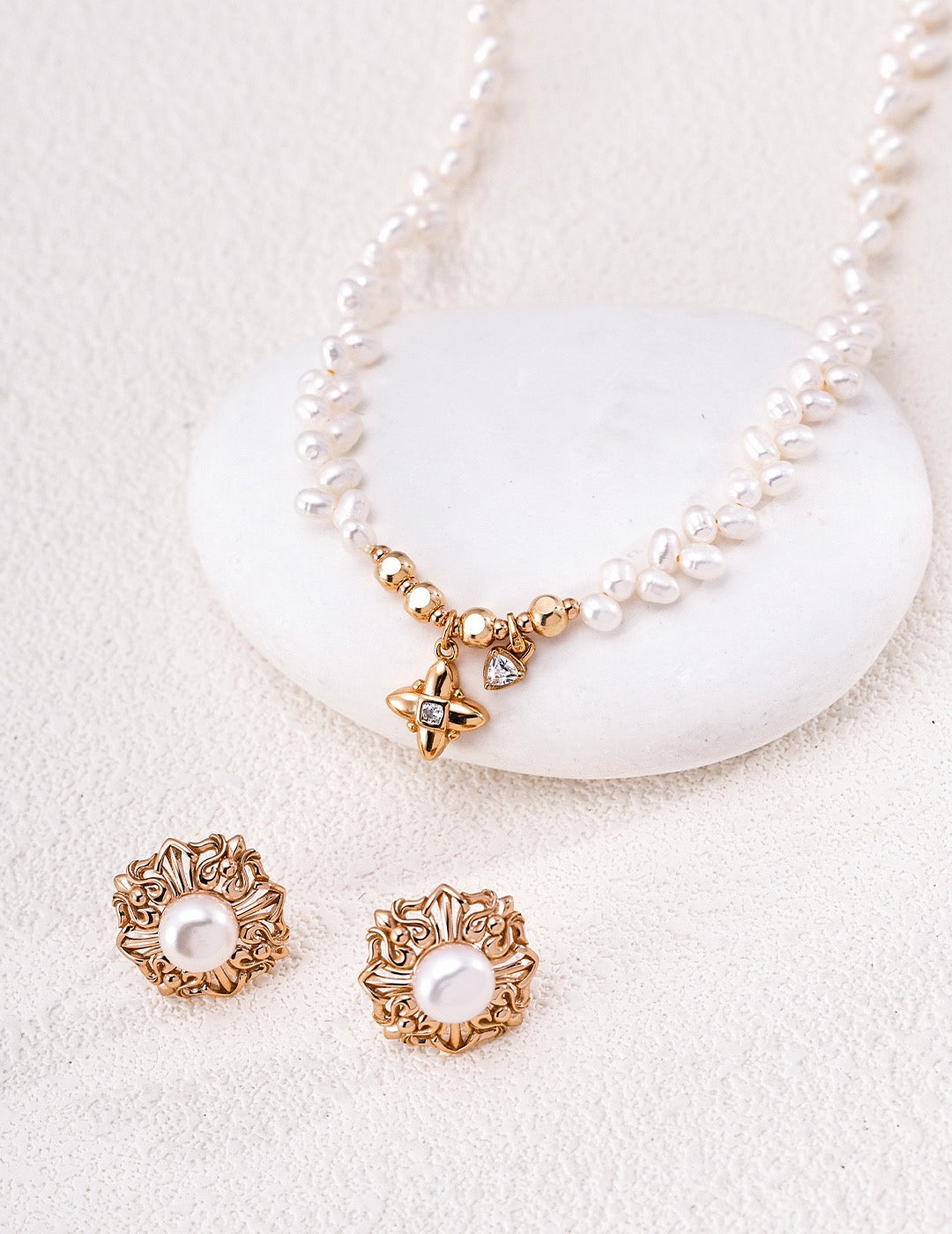 Celeste Pearl Necklace