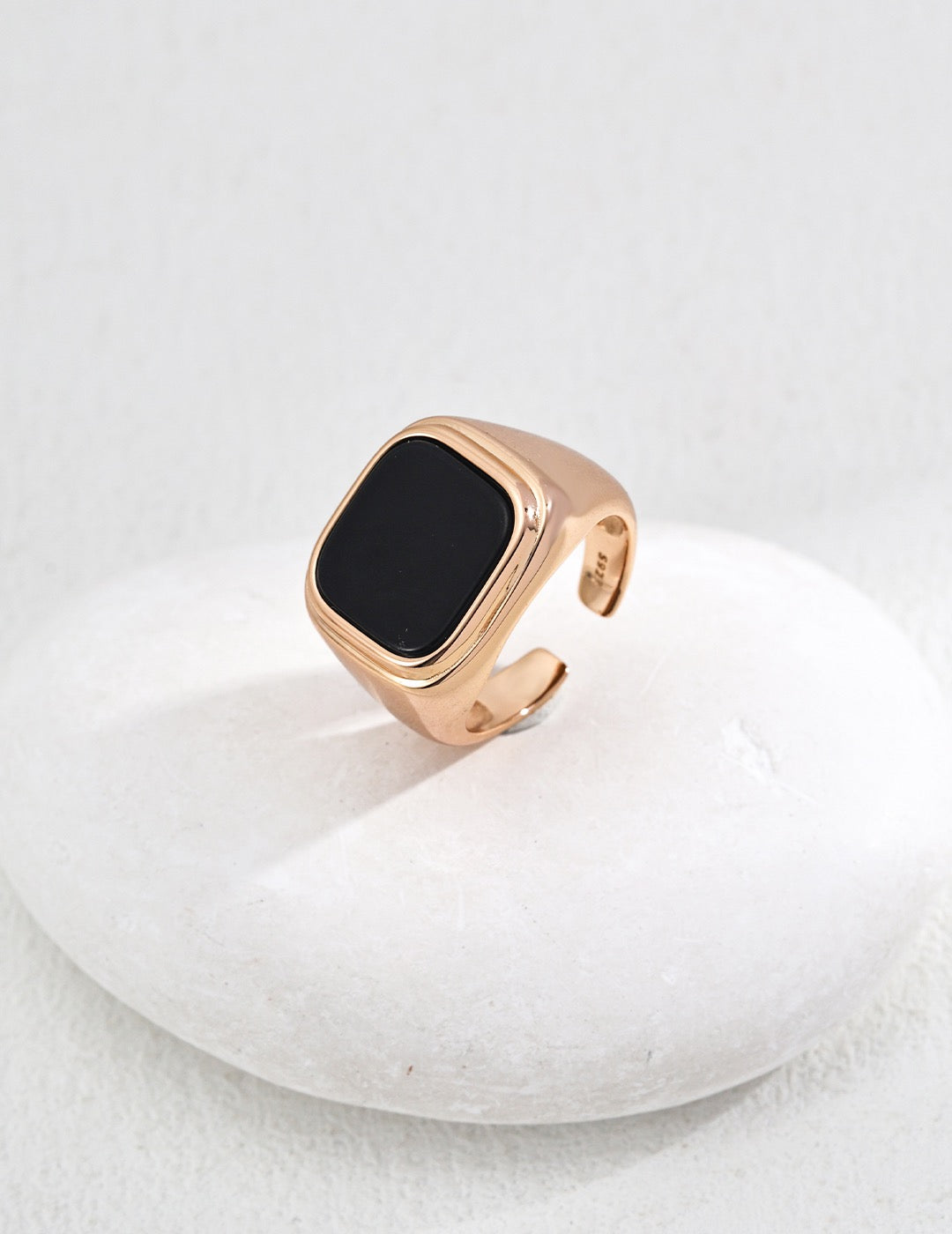 Noir Signet Ring