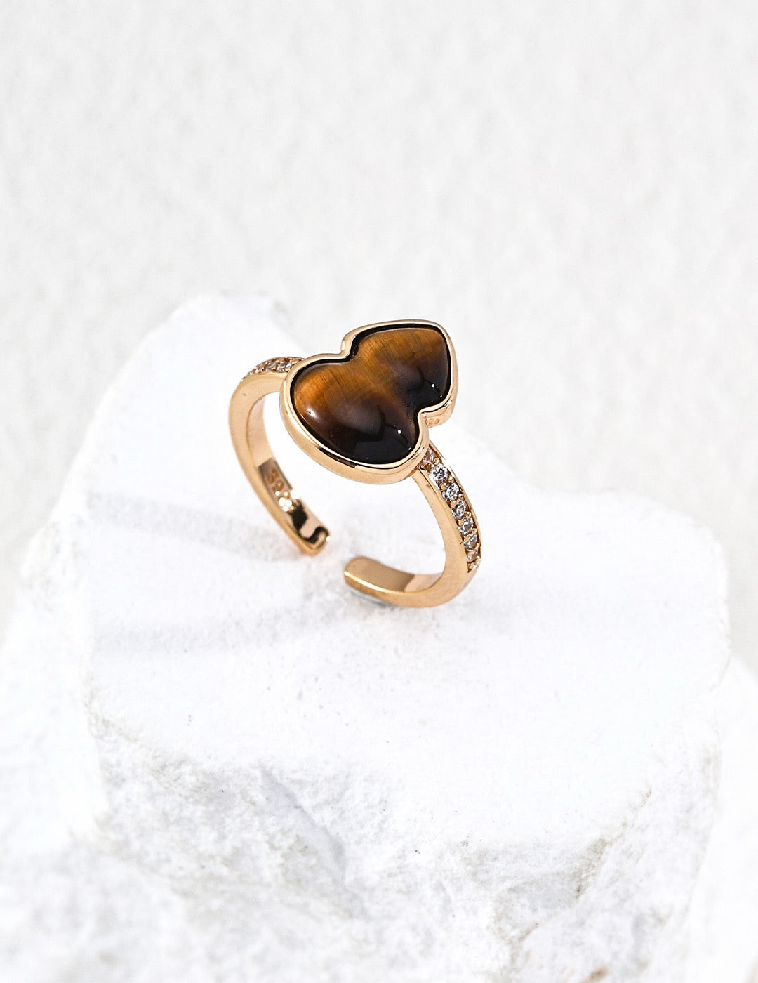 Trèfle Mother-of-Pearl Ring – view 7