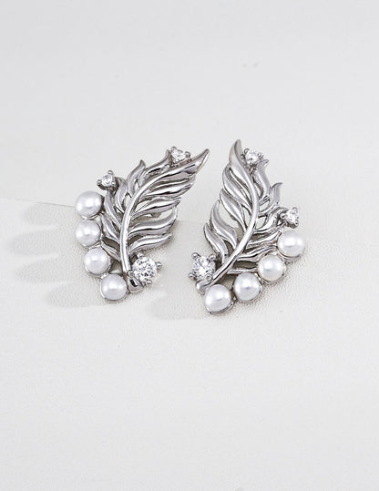 Feuille Pearl Cluster Earrings