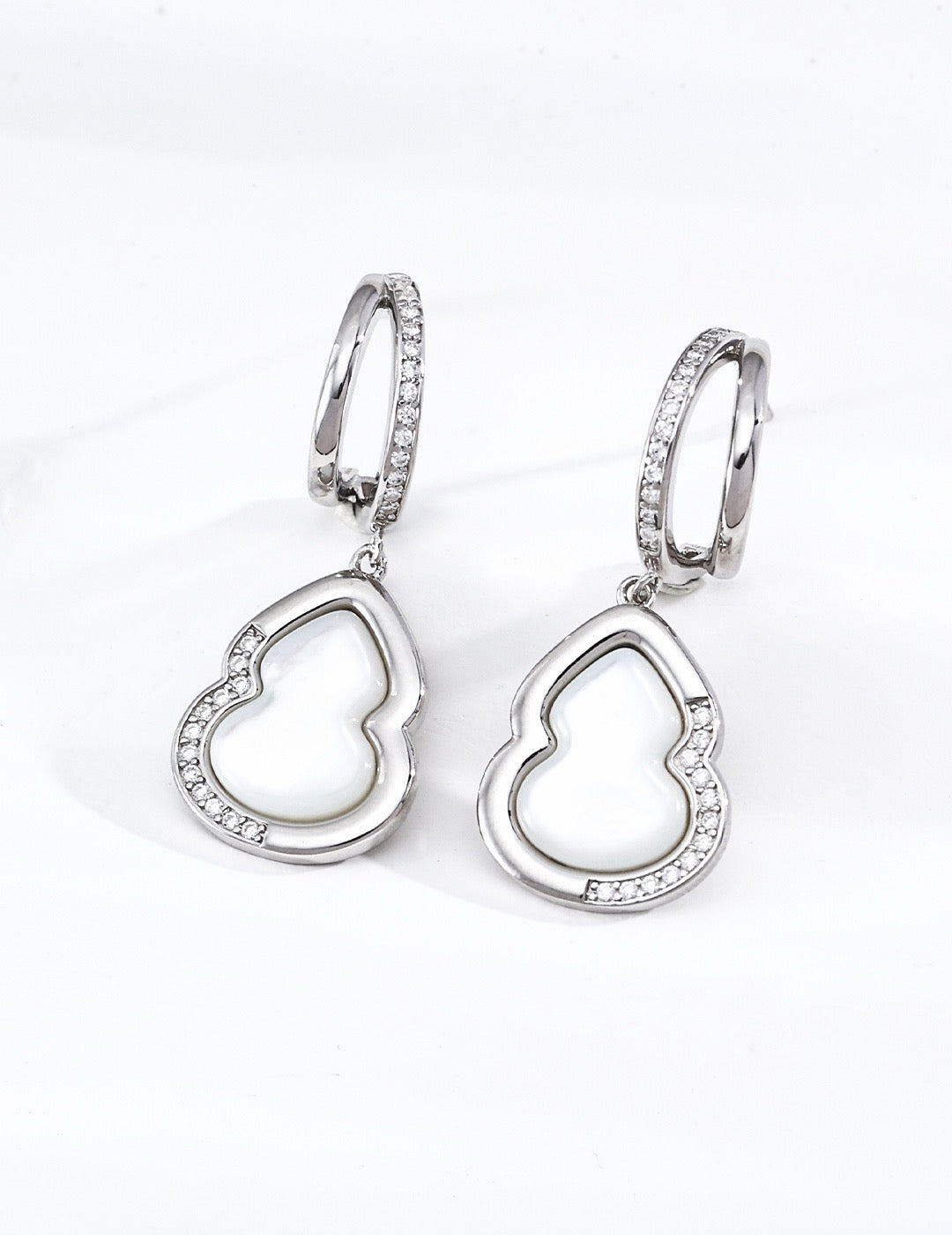 Calebasse Mother-of-Pearl Earrings