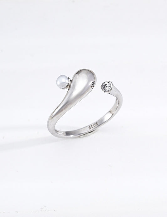 Onde Minimalist Ring — view 1