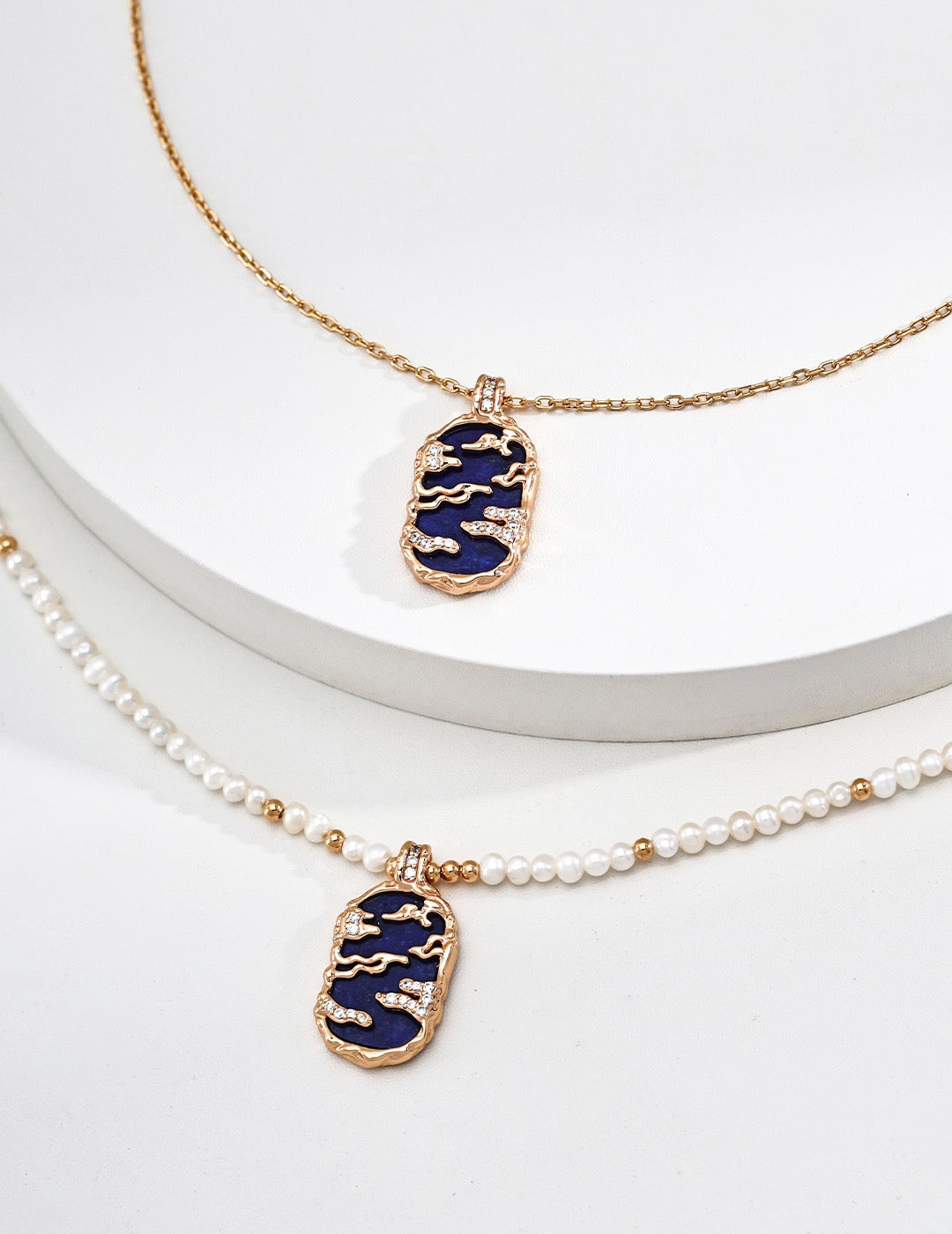 Ondine Stone Medallion Necklace – view 4