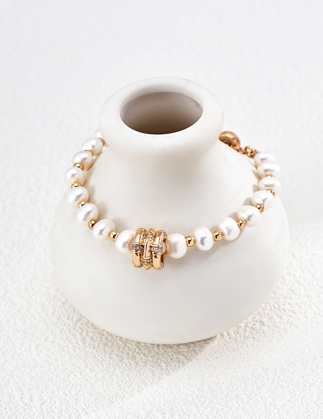 Fortuna Pearl Wheel Bracelet – view 2