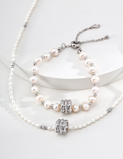 Fortuna Pearl Wheel Bracelet – view 3