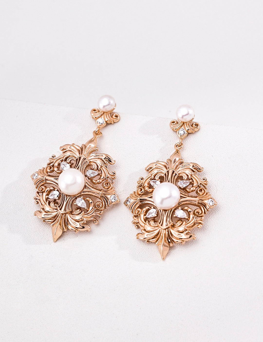 Dentelle Pearl Drop Earrings – view 4