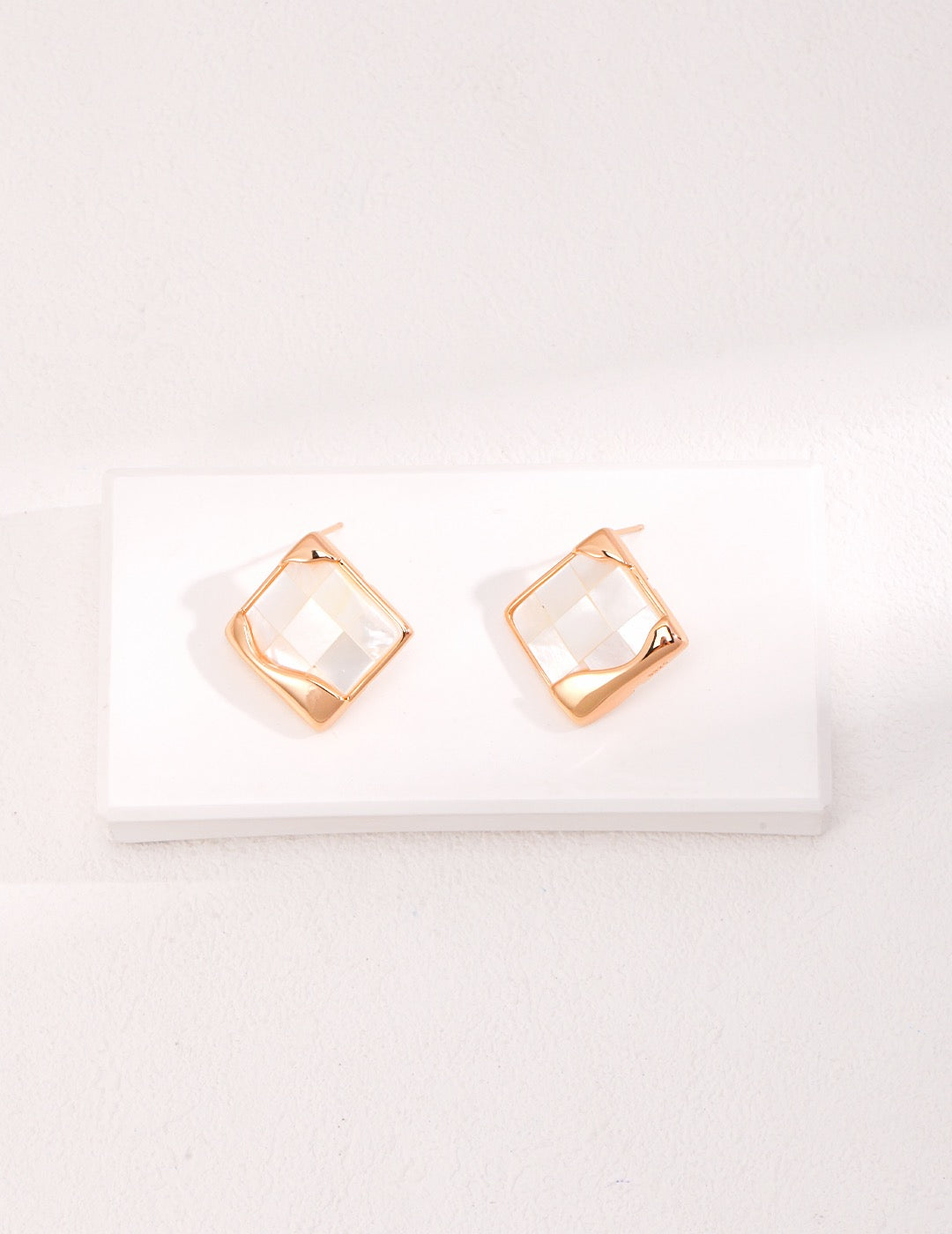 Cadre Geometric Stud Earrings