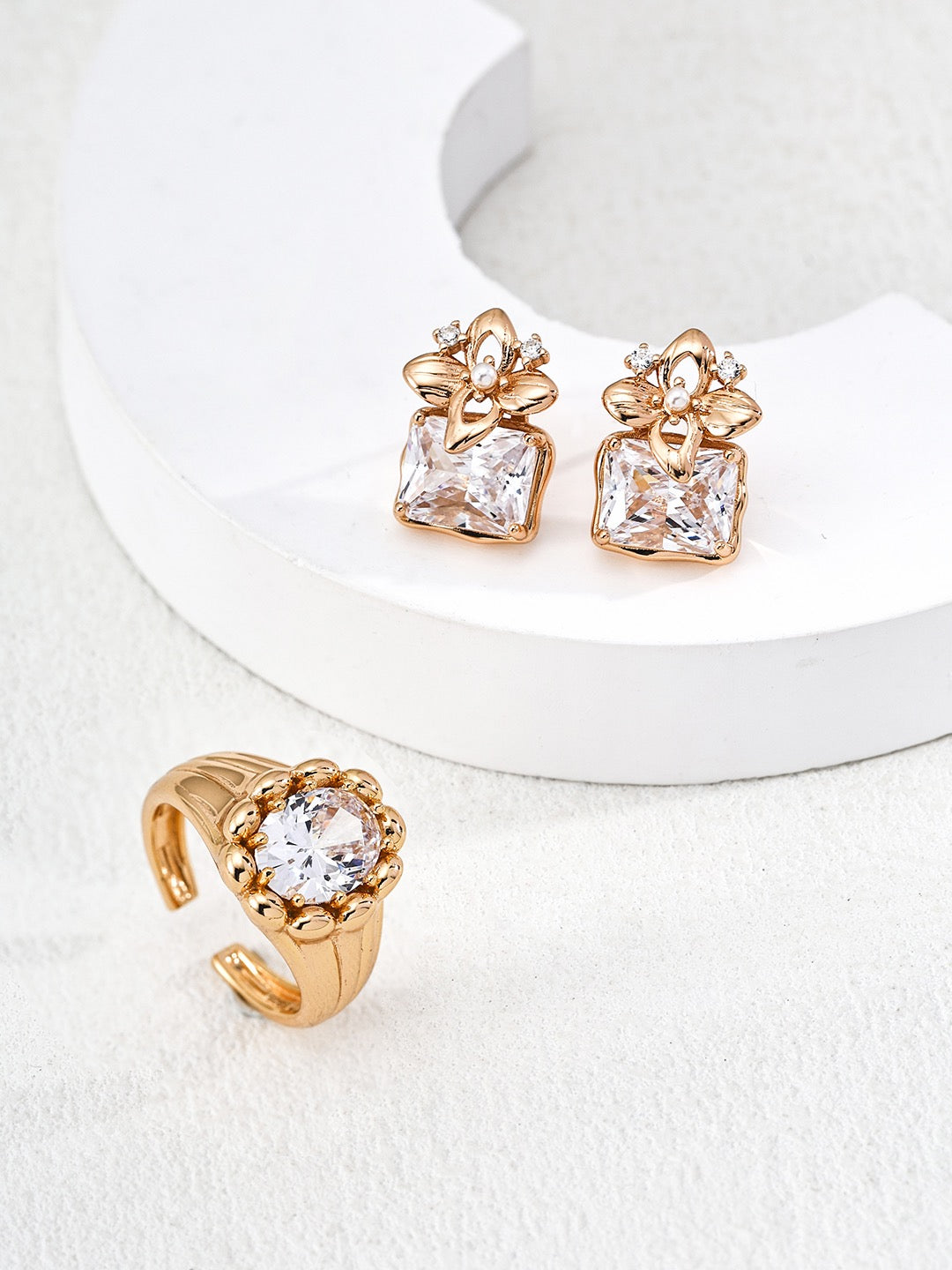 Aurelia Sculpted Solitaire Ring – view 3
