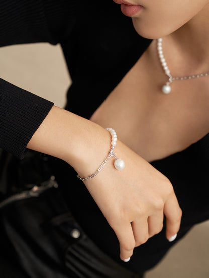 Équilibre Pearl Chain Bracelet — view 3