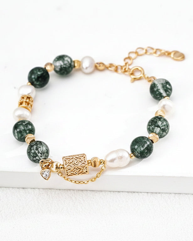 Brume Verte Pearl Bracelet — view 2