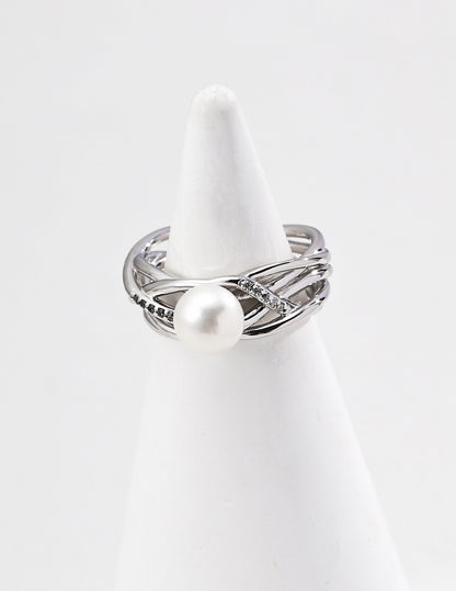 Entrelacé Pearl Ring — view 1
