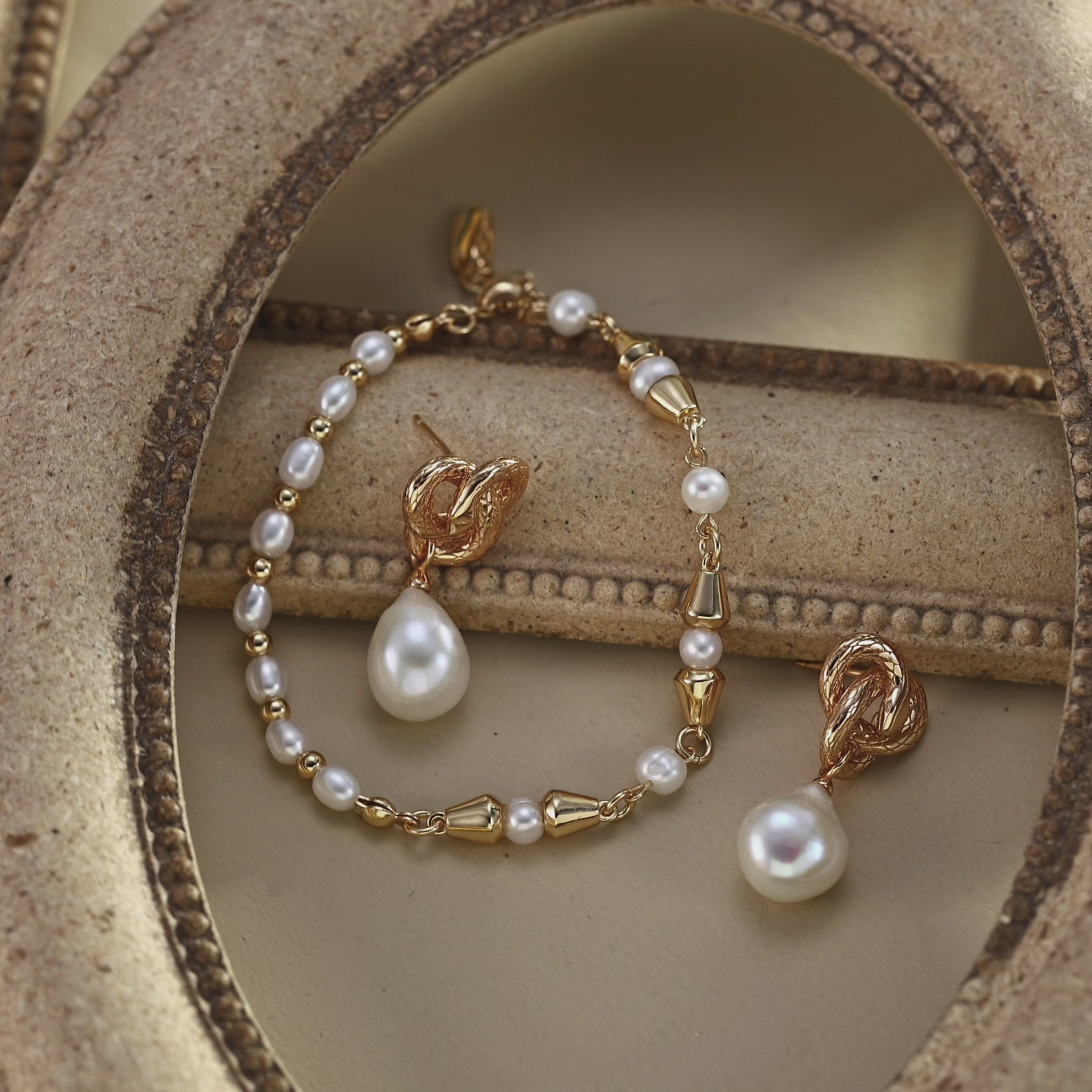 Serpentine Baroque Pearl Earrings — video