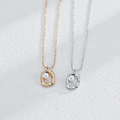 Halo Pearl Pendant Necklace