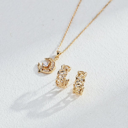 Lierre Crystal Hoop Earrings