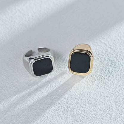 Noir Signet Ring