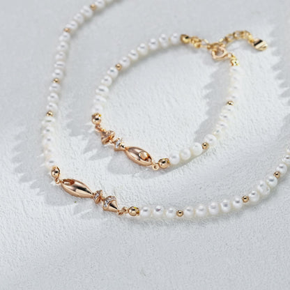 Poisson Pearl Strand Necklace