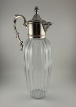 Load image into Gallery viewer, GLASS &amp; SILVER CARAFE
